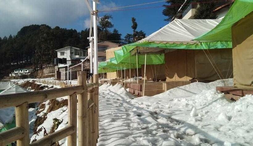 Hotell Junglee Camps & Resort