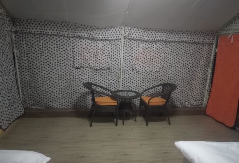 Hotell Junglee Camps & Resort