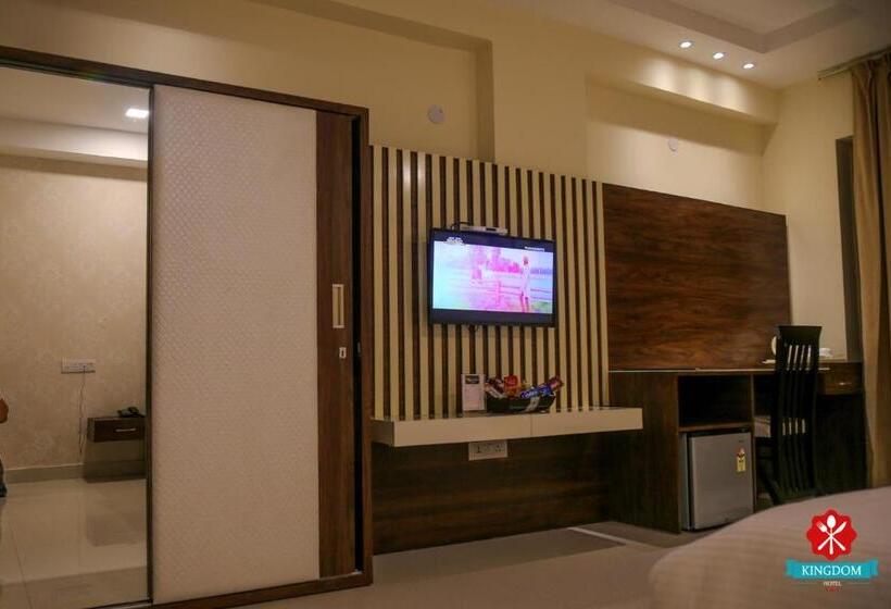 בית מלון כפרי Kingdom