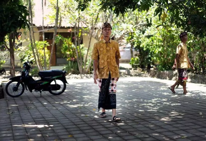 Hotelli Kubu Kangin Resort