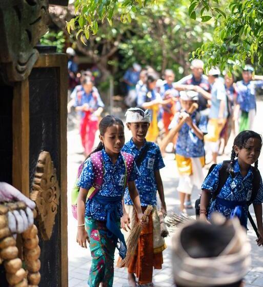 فندق Kubu Kangin Resort