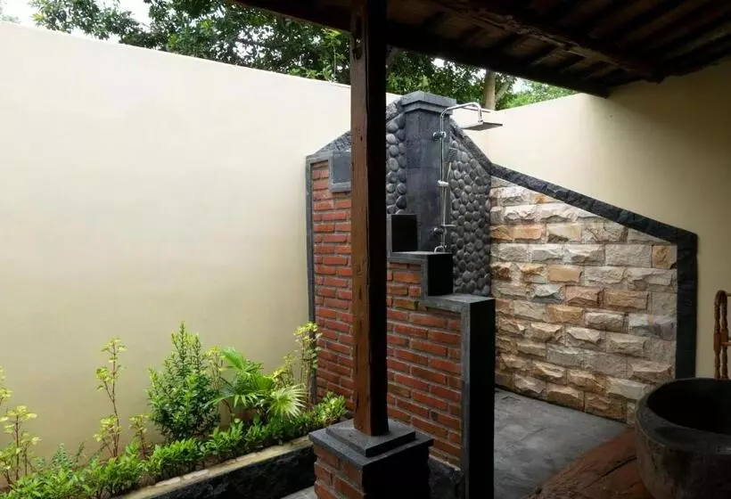 Hotelli Kubu Kangin Resort