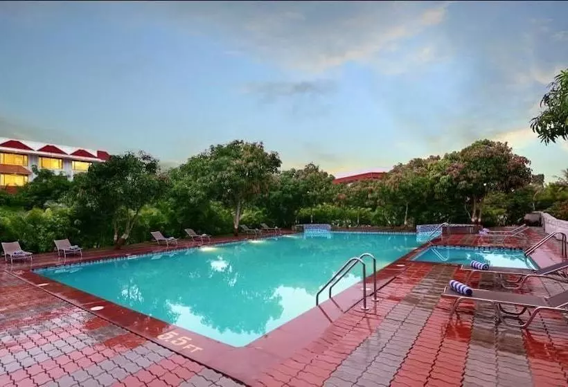 ホテル Lords Resort Sasan Gir
