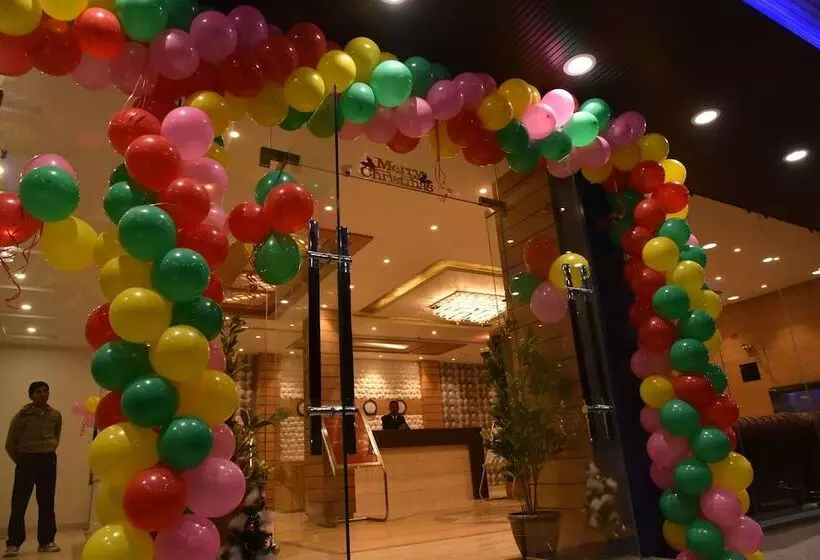 ホテル Mamta International