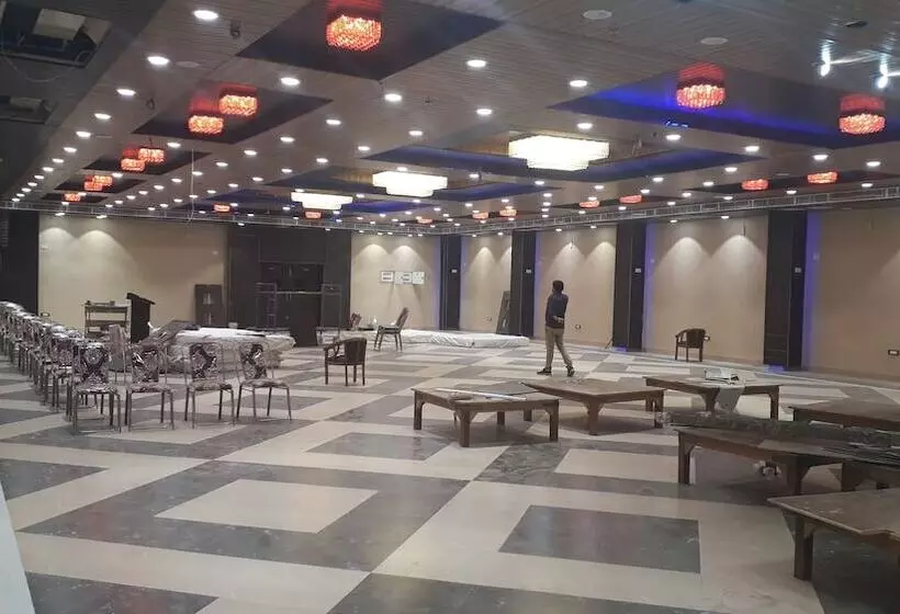 ホテル Mamta International