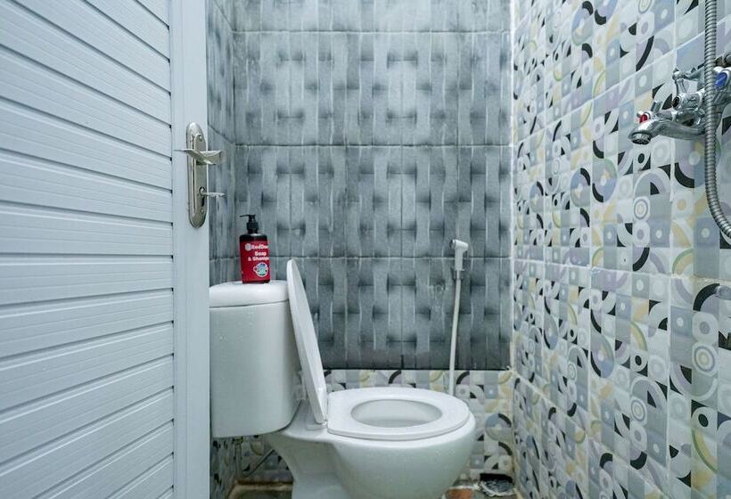 Otel Reddoorz Syariah Near Exit Toll Puncak