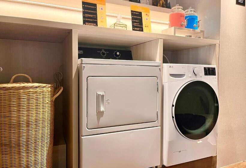 Hotel Stanley Wahid Hasyim Jakarta