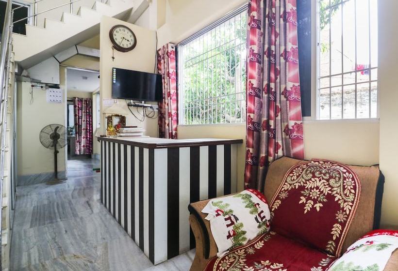 Отель The City Inn By Oyo Rooms