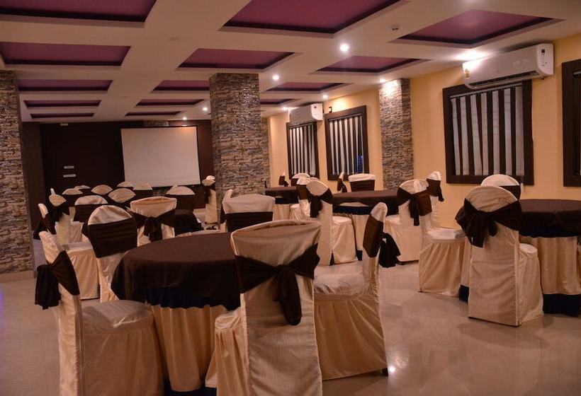 فندق Dolphin Chocolate Inn