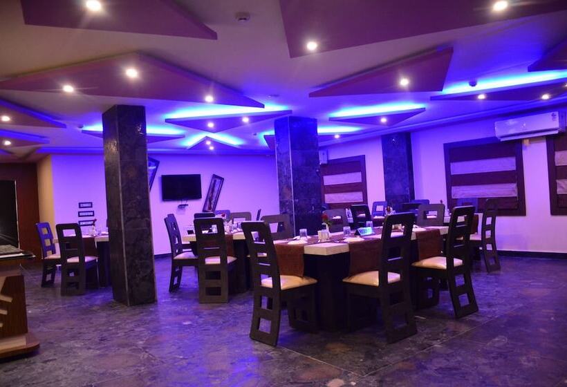 فندق Dolphin Chocolate Inn