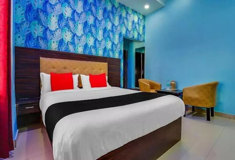 Hotelli The Grand Bhavya Palace