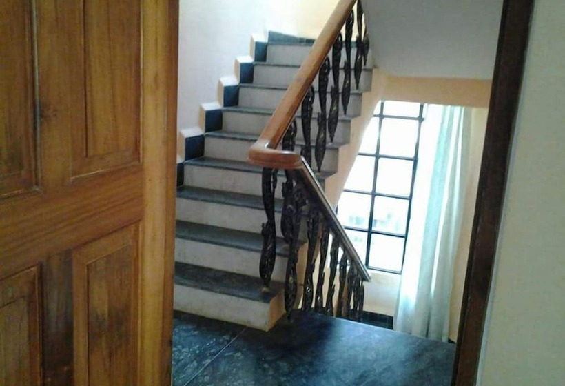 펜션 Aartiana Room