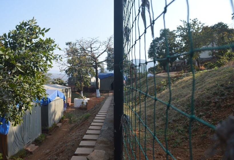 אתר נופש Orfa Estate