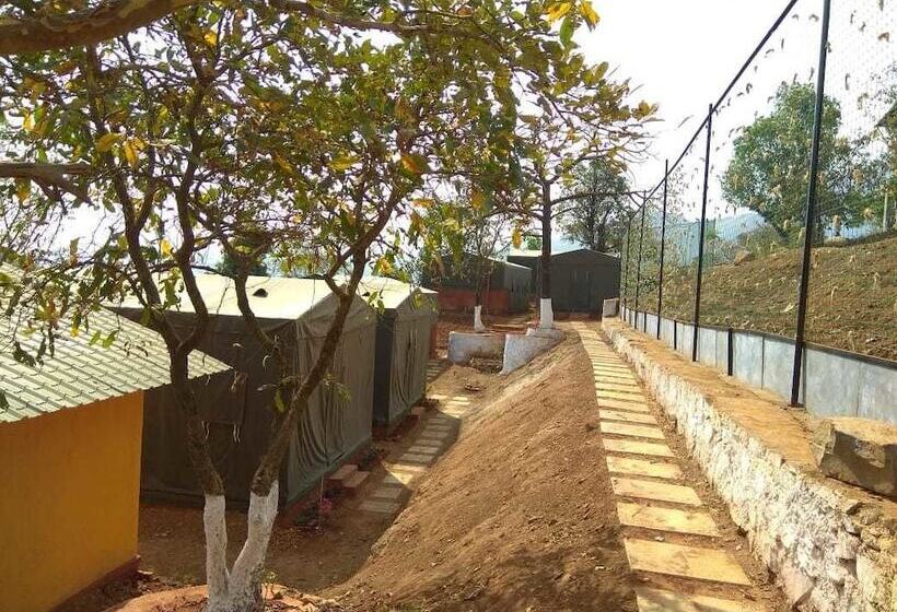 אתר נופש Orfa Estate