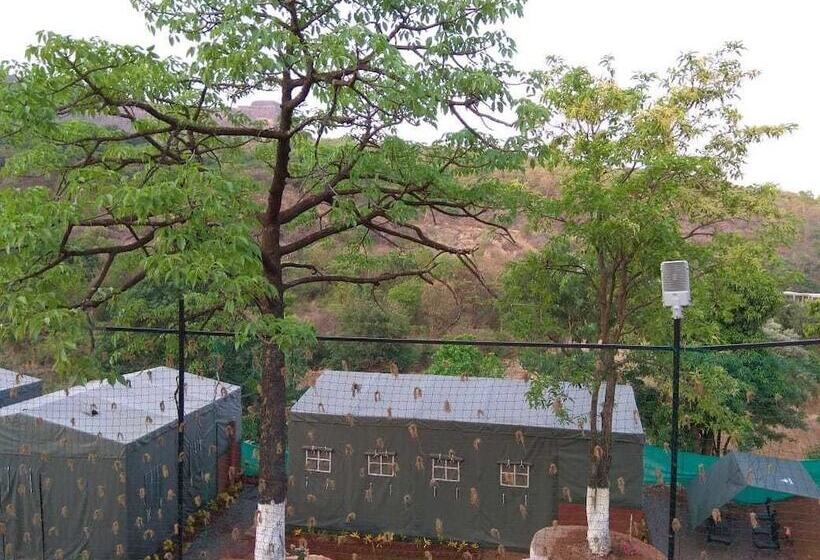 אתר נופש Orfa Estate