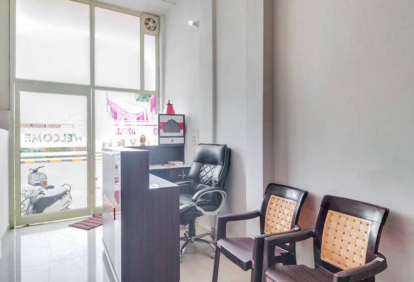 Spot On 48646 Hotel Gvrh