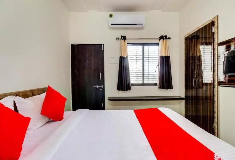 Hotelli Oyo 70104  80 City Center