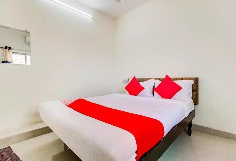 Hotelli Oyo 70104  80 City Center