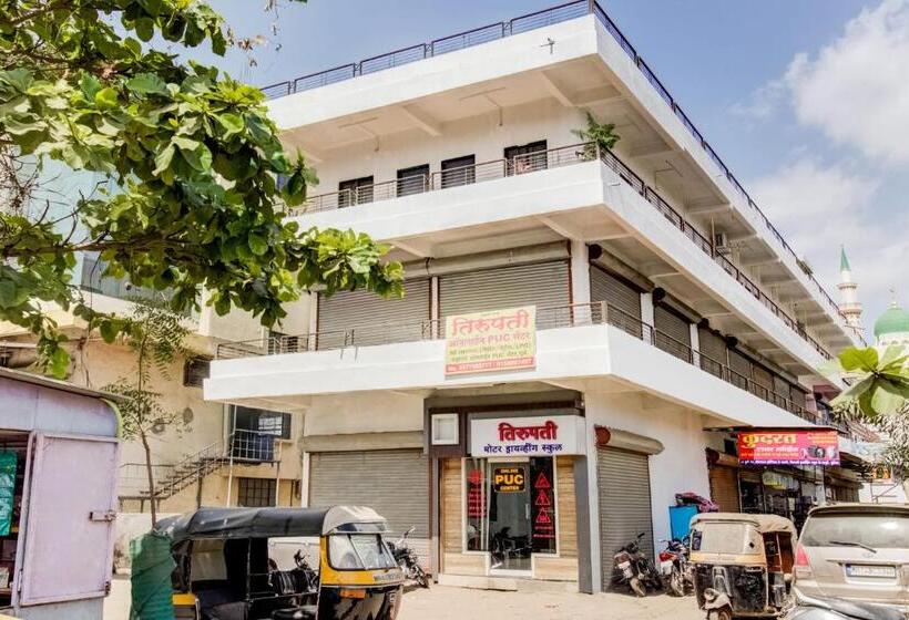 ホテル Oyo 70104  80 City Center