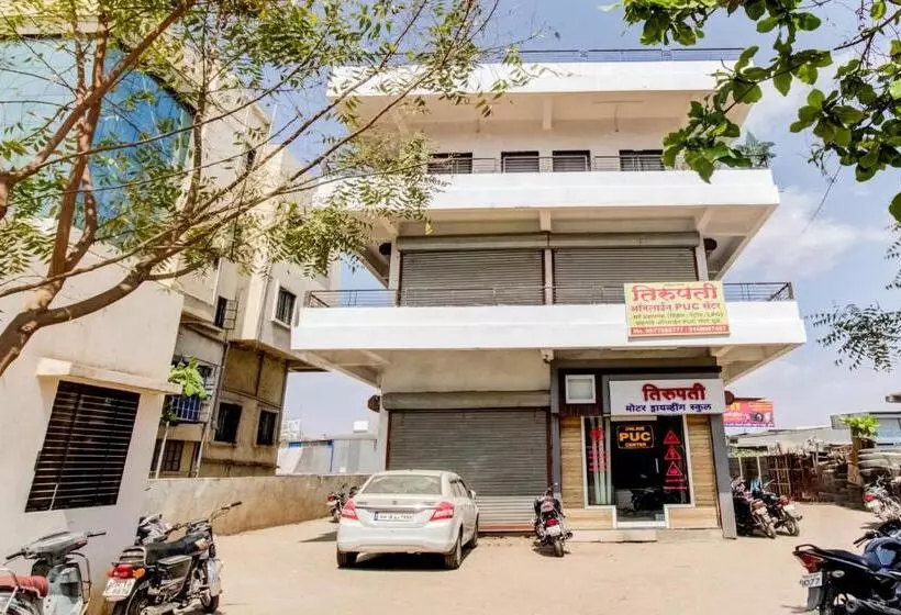 Hotelli Oyo 70104  80 City Center