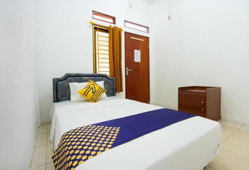 בית מלון כפרי Spot On 2891 999 Guest House