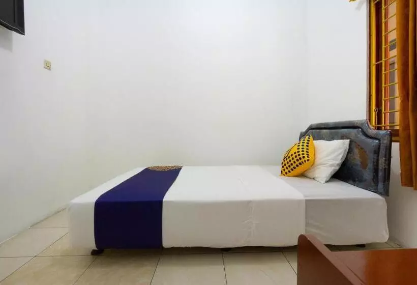 Hotelli Spot On 2891 999 Guest House