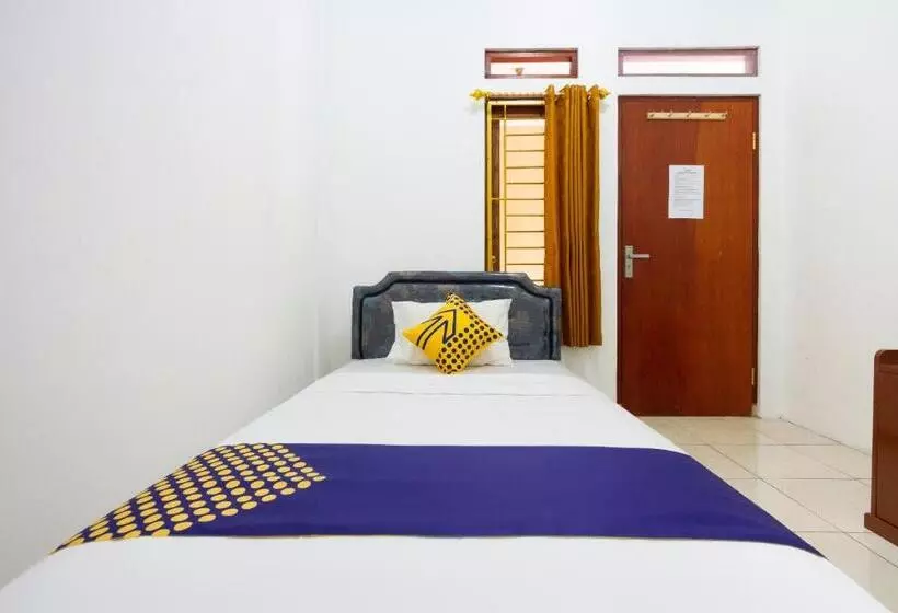 Hotelli Spot On 2891 999 Guest House