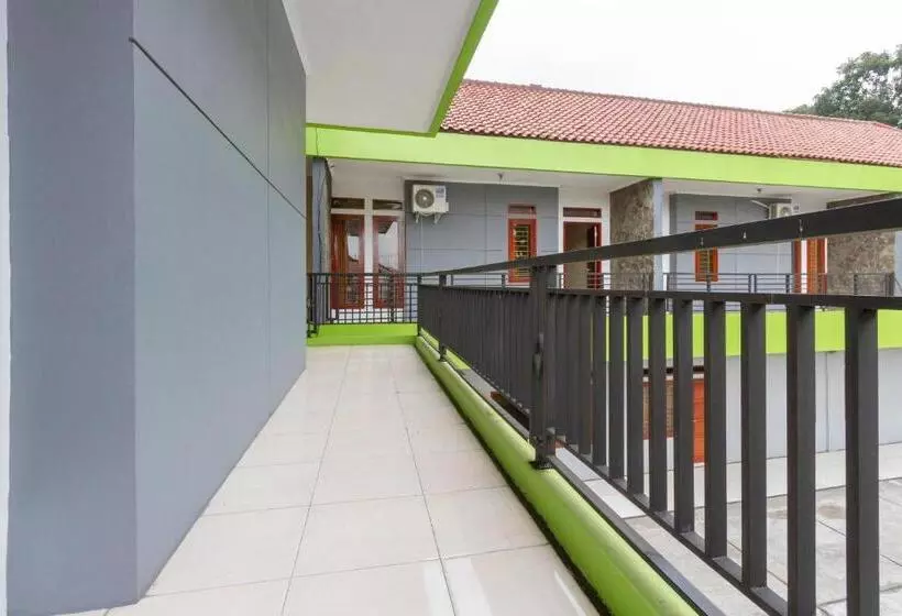 Hotelli Spot On 2891 999 Guest House