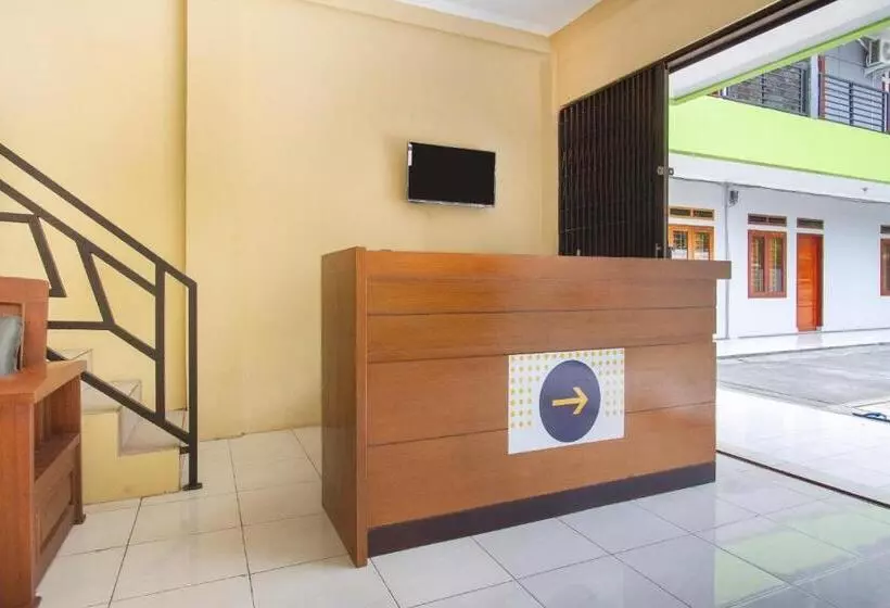 Hotelli Spot On 2891 999 Guest House