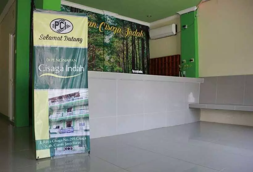 Pension (Hôtel basse catégorie) Reddoorz @ Cisaga