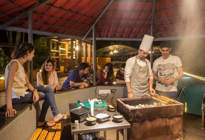 Residency Lake Resort & Spa