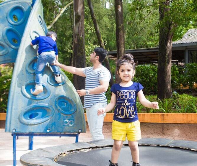 Residency Lake Resort & Spa