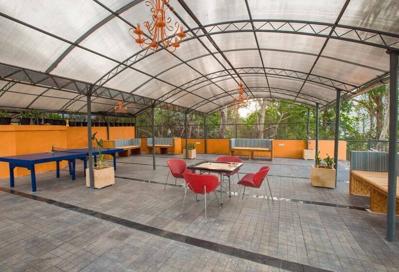 Residency Lake Resort & Spa