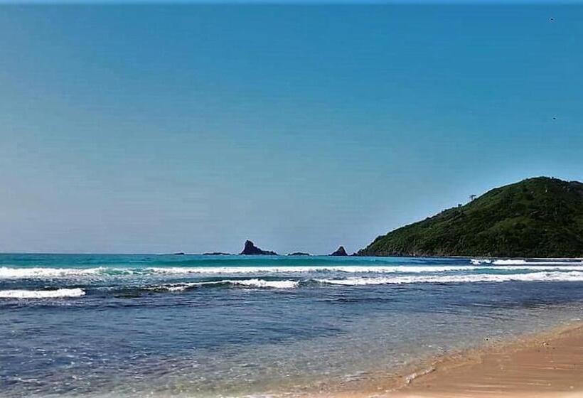 Курорт Alden Beach House