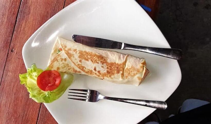 Курорт Alden Beach House