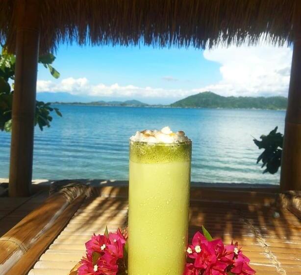 Курорт Alden Beach House