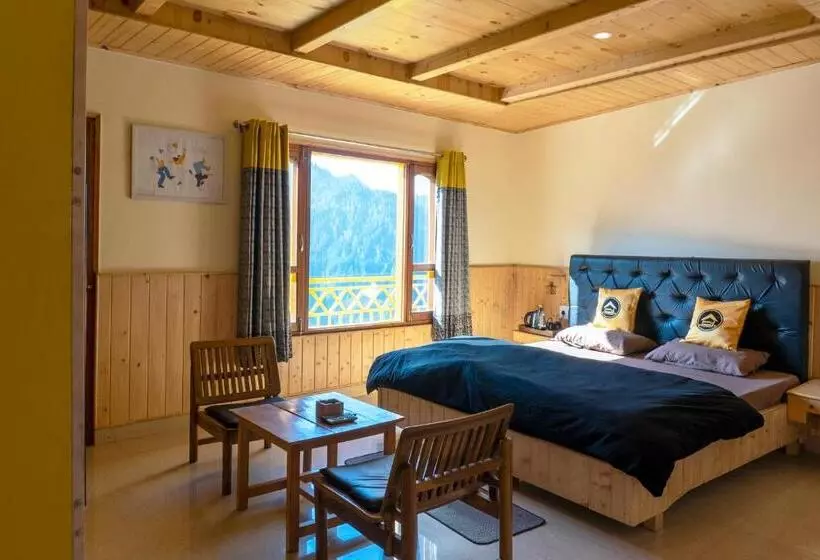 The Hosteller Shoja, Jibhi