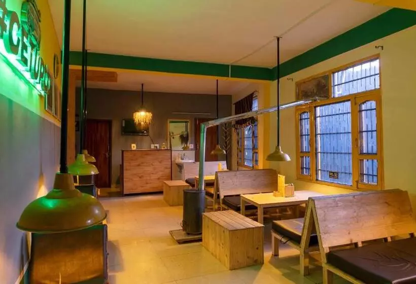The Hosteller Shoja, Jibhi