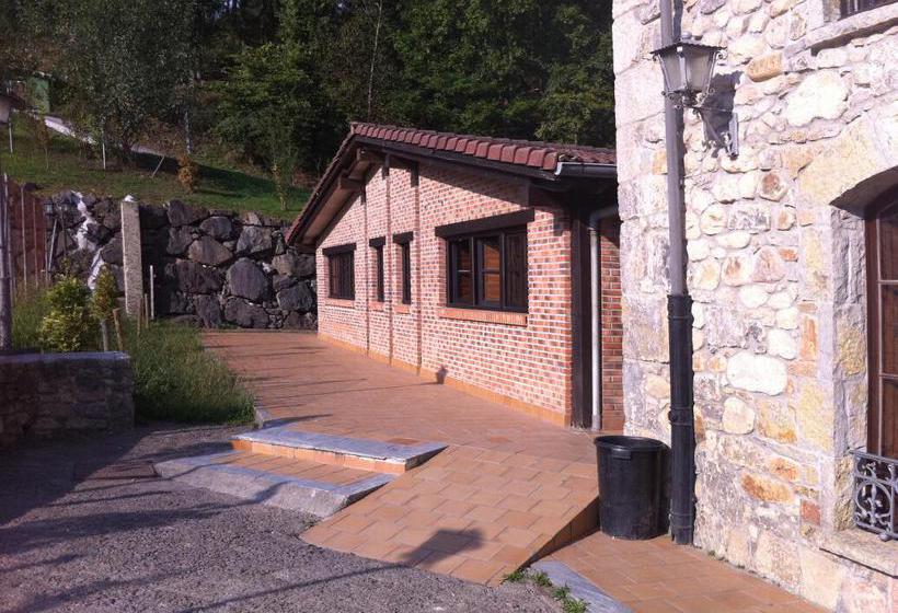 Albergue Palacio de la Teyeria