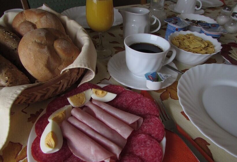 Budavar Bed And Breakfast