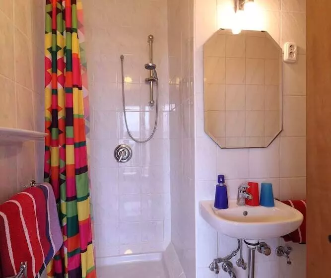 Budavar Bed And Breakfast