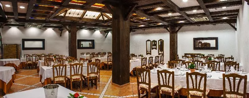 Albenzaire Hotel Asador