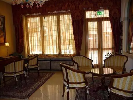 هتل Hesperia