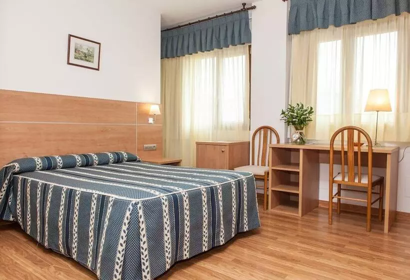 Отель Las Anclas