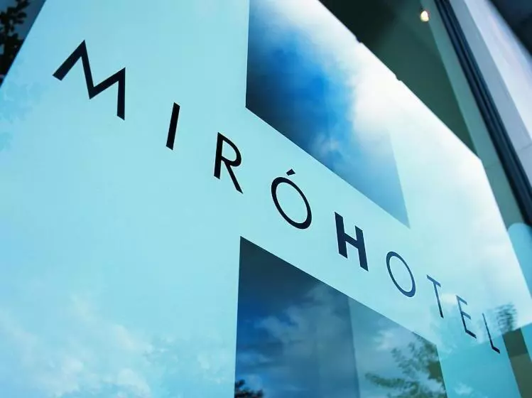 Отель Miro