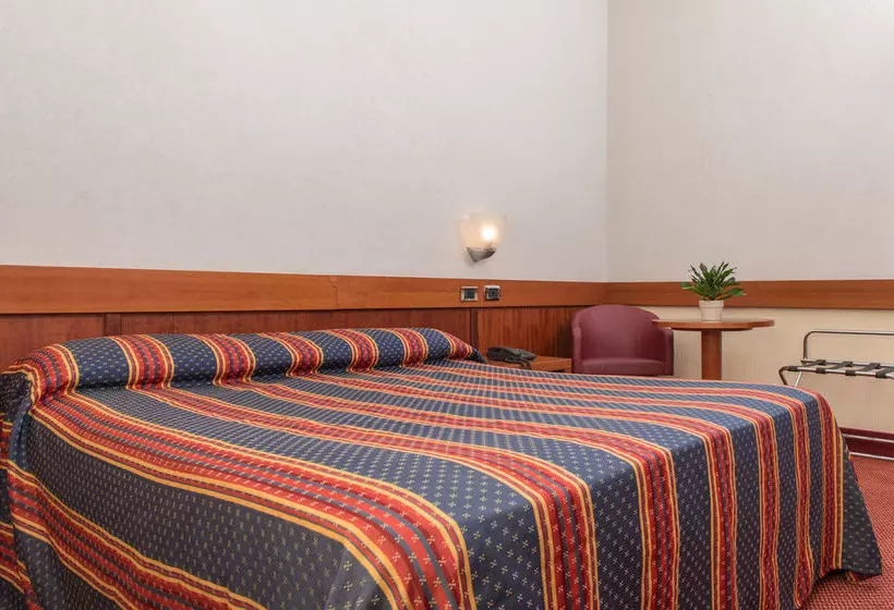 Hotelli Ognina Catania