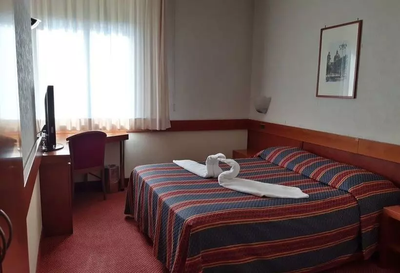 Hotelli Ognina Catania