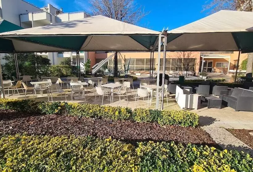 בית מלון כפרי Parco Tirreno