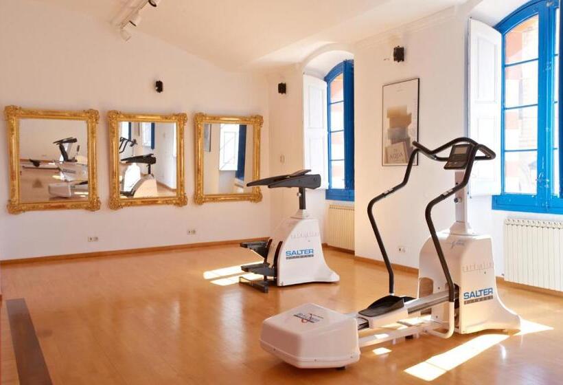 فندق Parque Balneario Termas Pallares