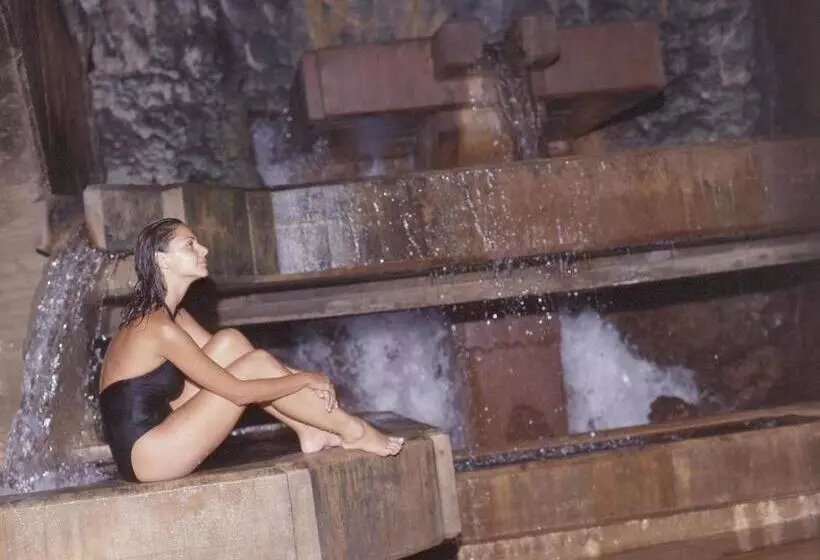 酒店 Parque Balneario Termas Pallares